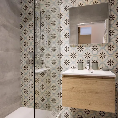 Gites In Huy - Appartements Chaleureux Dans Le Centre De Huy Esterno foto